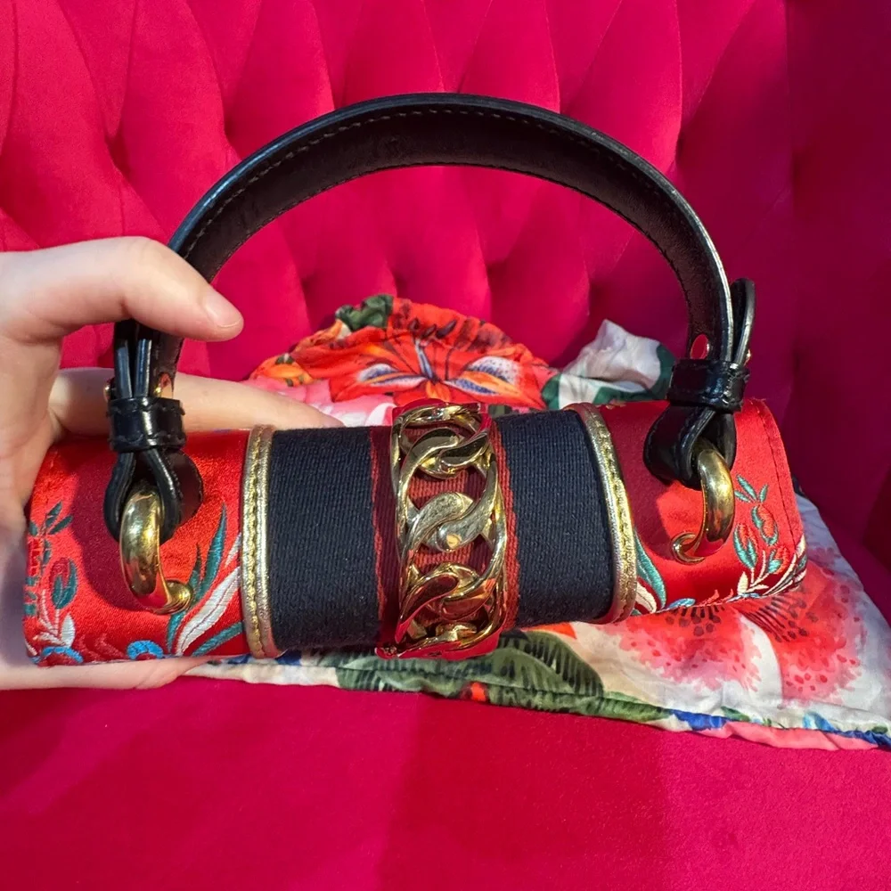 Gucci Mini Sylvie in Red Floral Jacquard - Picture 8 of 10